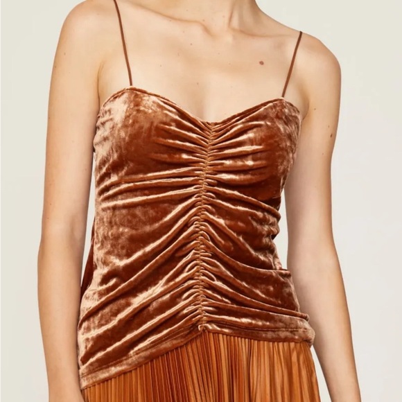 Toni
Velvet Ruched Top - Picture 2 of 7